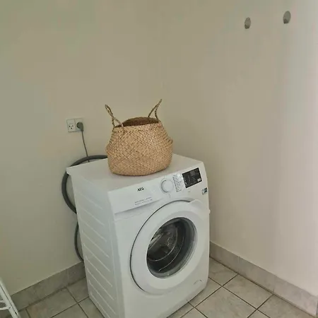 In Danmark- Agernaesgaard