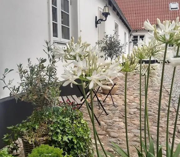 In Danmark- Agernaesgaard