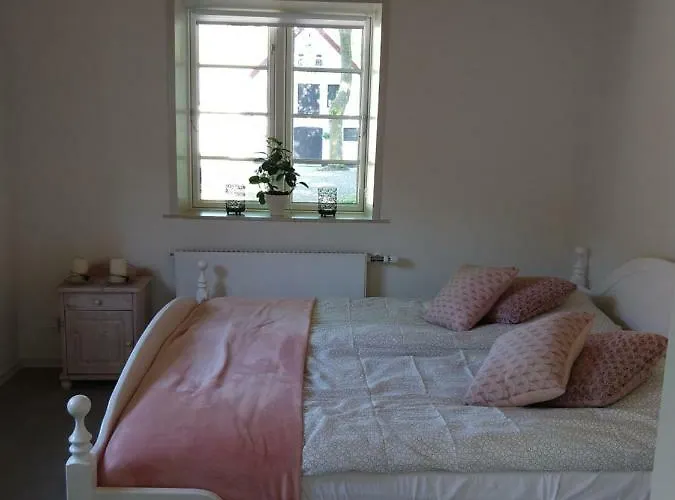 In Danmark- Agernaesgaard